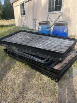 Heavy-Duty Hydroponic Flood Tables / Grow Trays