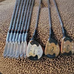 Spaulding Set Of Golf Clubs