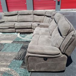 Cindy Crawford sectional Recliner