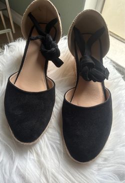 Excellent Condition Sz 7 Black Suede Espadrille Flats with Ankle Tie