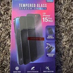 iPhone 15 Pro Max Privacy Tempered Glass (2-Pack