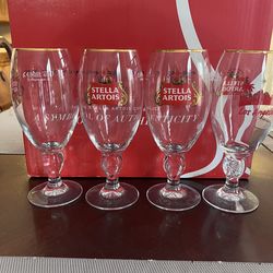 Beer 🍺 Glasses -40 Cl  With Gold Trim Beautiful Real Glass. I Have 24 As Seen In Pictures Make Me A Reasonable Offer !!!