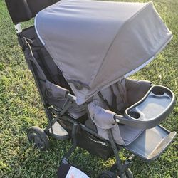 JOOVY CABOOSE ULTRALIGHT DOUBLE TWIN STROLLER SIT N STAND 