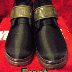 UGG   Neumell Clear  Black  Size 6  Unisex 