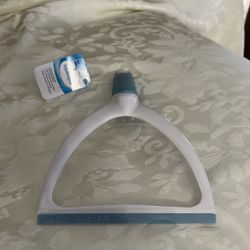 NEW SMALL SQUEEGEE 