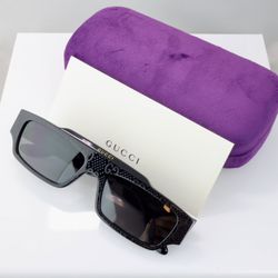 Gucci Square Sunglasses in Logo Black with Gray Lens