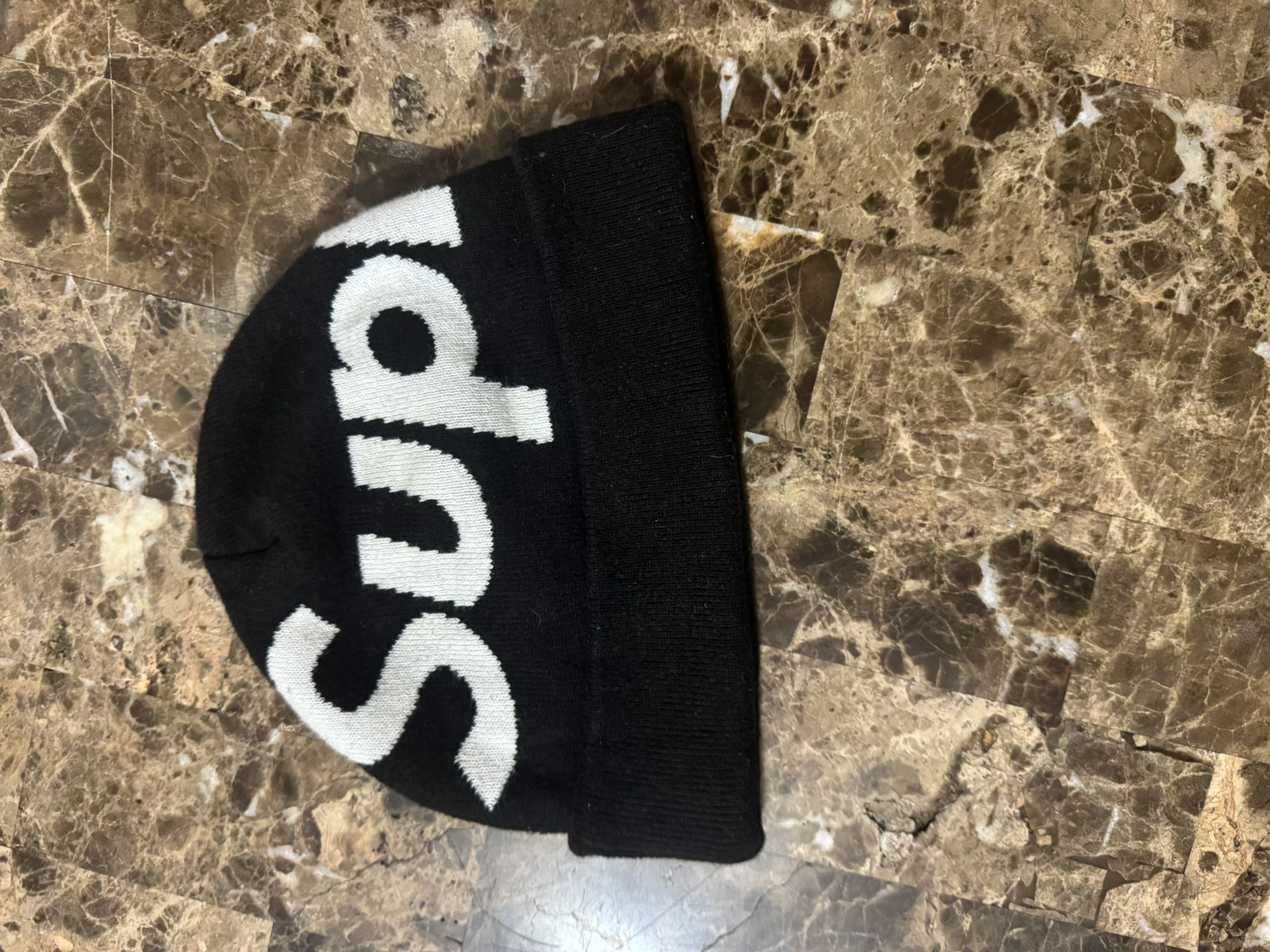 superme beanie