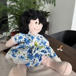 Handmade Colombian Cloth Doll – Beautiful & Unique