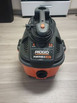 RIDGID 4 Gallon 5.0 Peak HP Portable Wet/Dry Vac