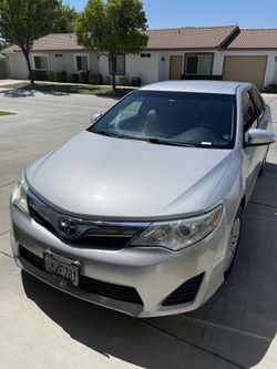 2012 Toyota Camry Hybrid for Sale in Bakersfield, CA - OfferUp