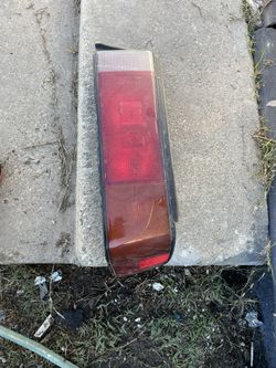 88-91 Honda Civic Right Tail Light 
