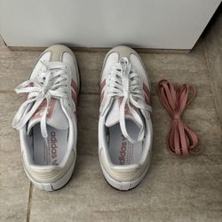 Women’s Samba Size 8