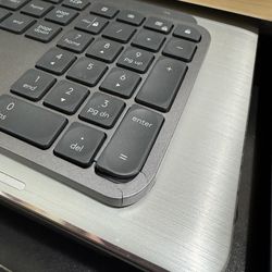 Keyboard 