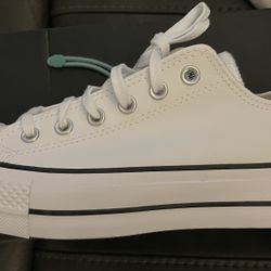 Women’s Converse 