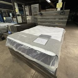 7pc Drystan Bedroom Set 