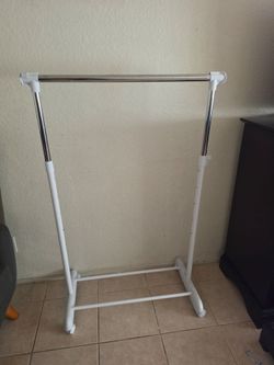 clothes rack..(LAKE ELSINORE)