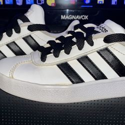 Adidas Shoes! Boys Size 11K! Nice!
