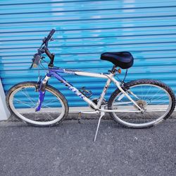 Trek Mountain Bike 