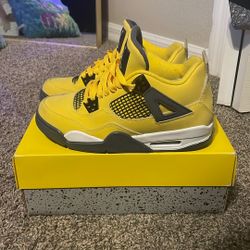 Air jordan 4 retro  lightning -yellow