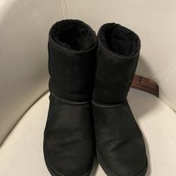 Ugg Woman’s Boots Size 8