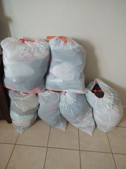 Used clothes in good condition