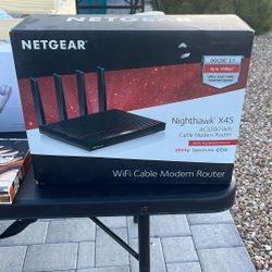 NETGEAR WIFI GAMING CABLE MODEM ROUTER