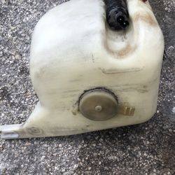 E30 Bmw Windshield Washer Bottle 65$ 