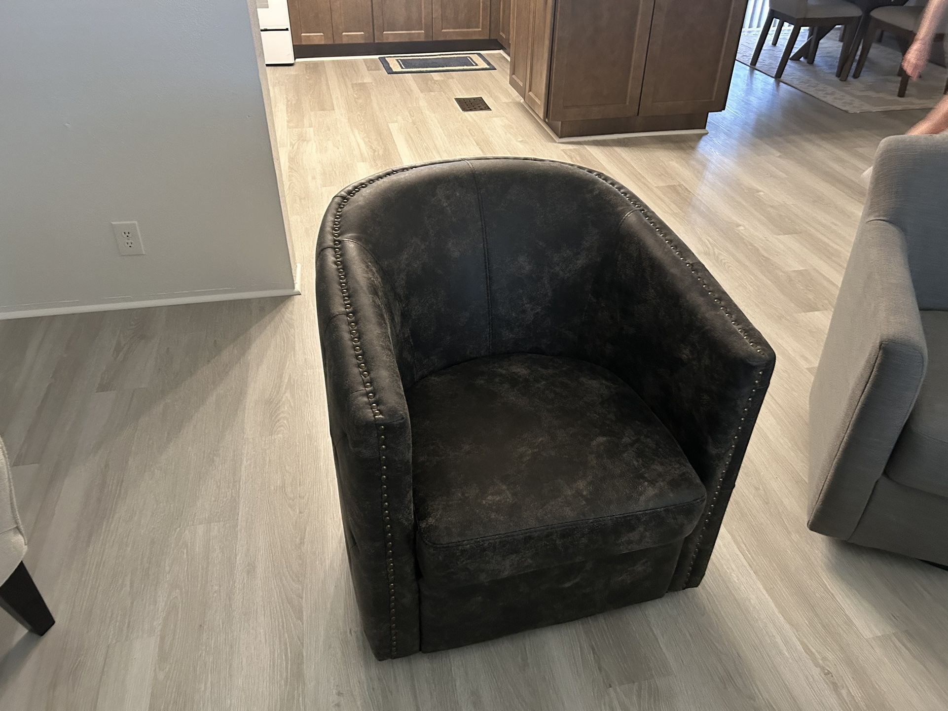 Swivel Chair