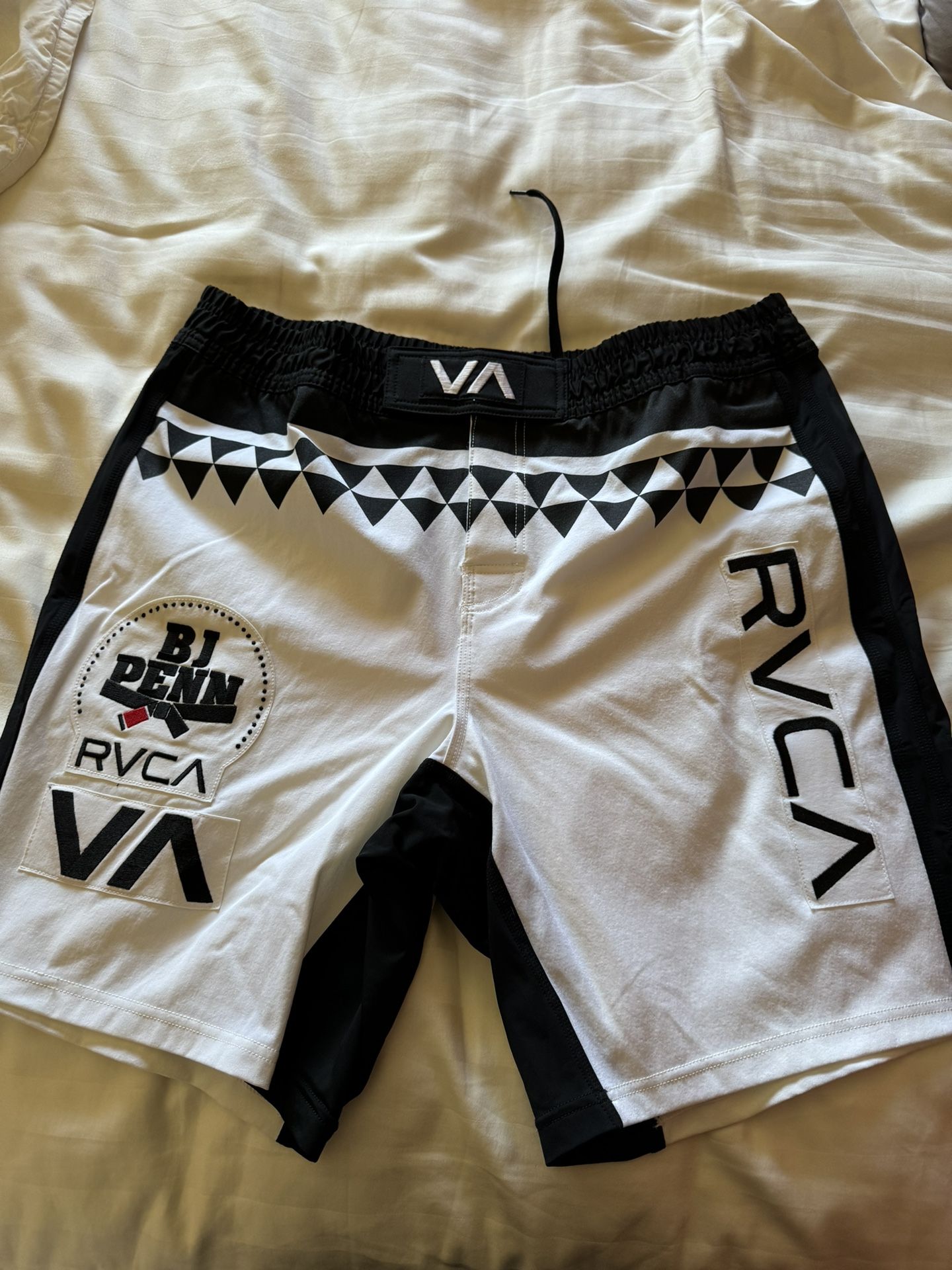 Rvca Bj Penn Shorts