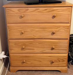 Wooden 4-Drawer Dresser – Natural Pine Finish