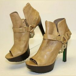 Lisa For Donald J Pliner Size 7.5 M Damo Peep Toe Heels