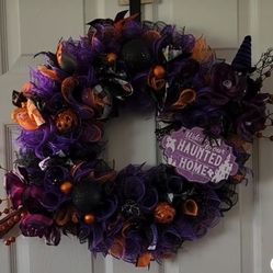 Holiday Decor These Are Avail But I Can Make Anything! Visit My Page At https://offerup.co/faYXKzQFnY?$deeplink_path=/redirect/ Decor On Instagram