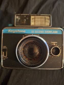 Vintage Keystone 60 Second Everflash Camera