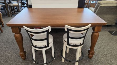 Table - Brand New Counter Height Table