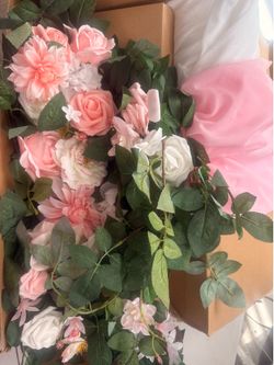 TINGE TIME Artificial Headtable Flower Swag With Table Cloth And Table Runner, Pack Of 3 Floral Arrangement For Wedding Sweetheart Table Centerpiece D