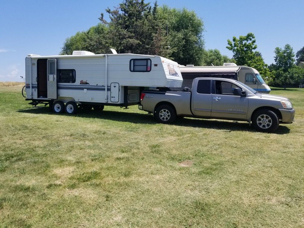 Nissan Titan Truck & 5th wheel combo for Sale in Sacramento, CA OfferUp