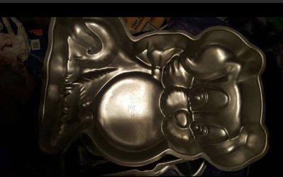 Dog cake pan