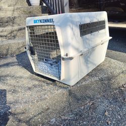 Pet Carrier - Medium/Small