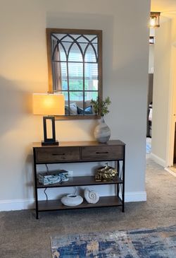 Table w/ Mirror