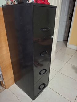 ******   File Cabinet   ********