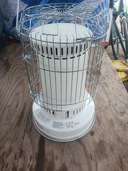 DuraHeat
Portable Convection Kerosene Heater Provides 23,800 Btu's of Warmth