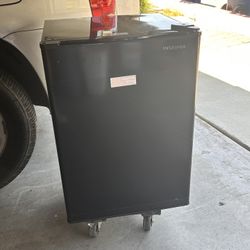 INSIGNIA Mini Fridge
