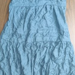 USED. Women's Dress Size Small 