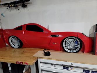 Corvette wall garage  plastic ornament