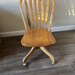 Deal Chair