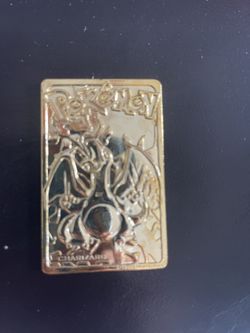 Charizard Pokémon 24 K Gold Plated With Pokeball