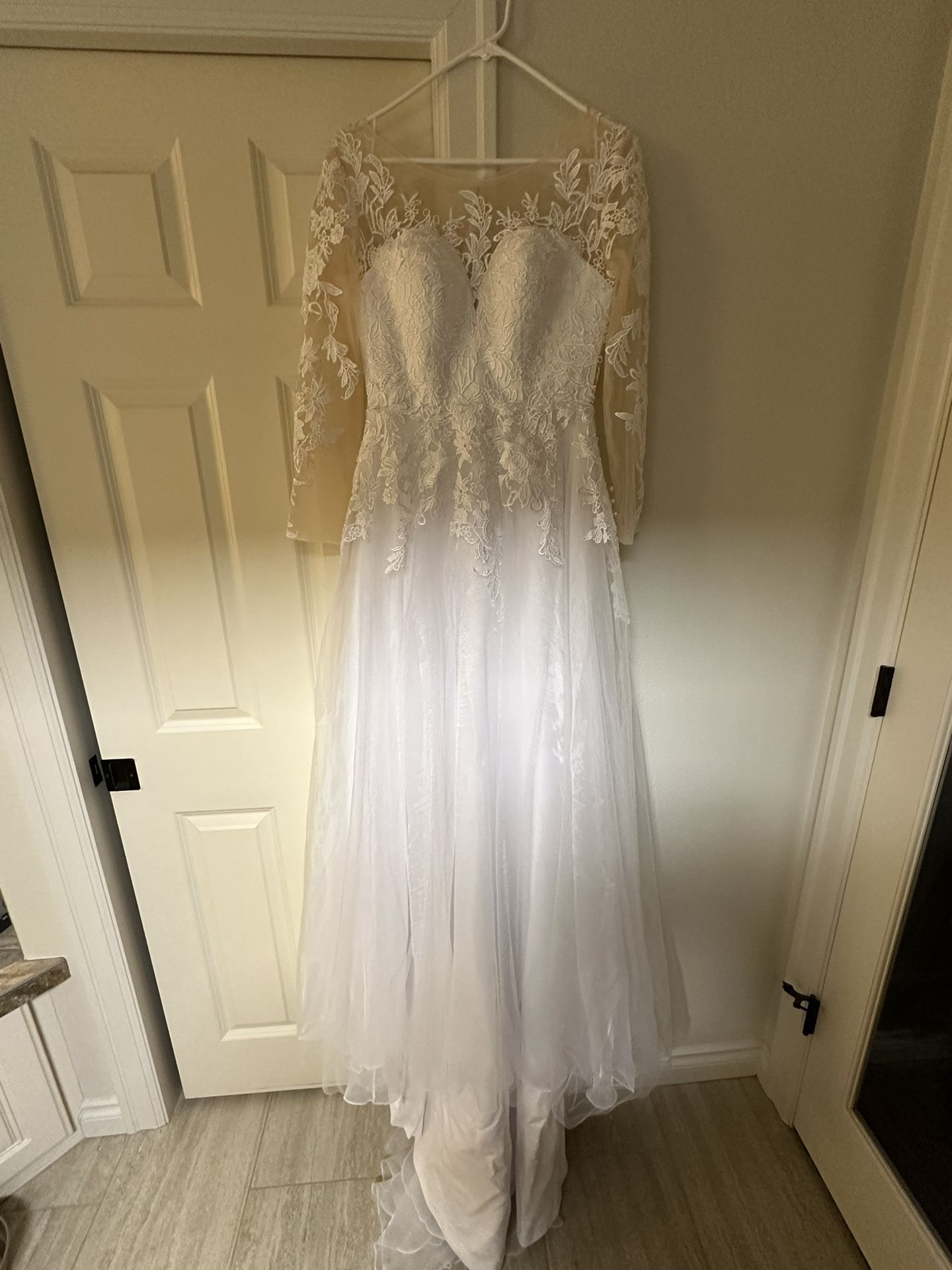 Wedding Dress M Size