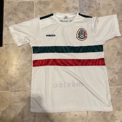 Mexico Soccer Jersey Medium