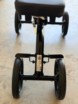 Knee Scooter