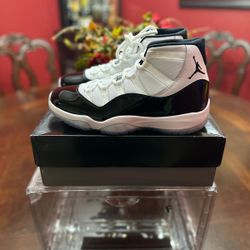 Air Jordan 11 Concord 